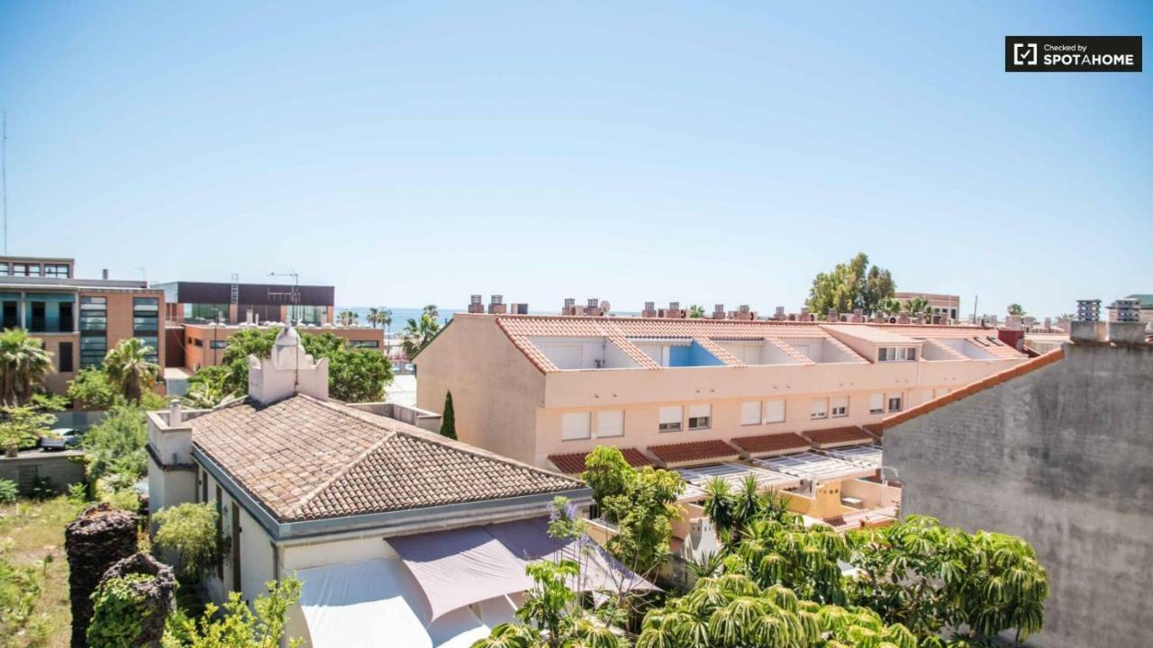 Apartmentsuitespain Atic Panoramic Beach Валенсия Екстериор снимка